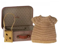 Maileg - Knitted dress and bag in suitcase, Big sister mouse