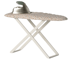 Maileg - Ironing Board & Iron, Mouse - Pre-order - Expected delivery 15/09/24