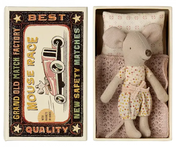 Maileg - Little sister mouse in matchbox