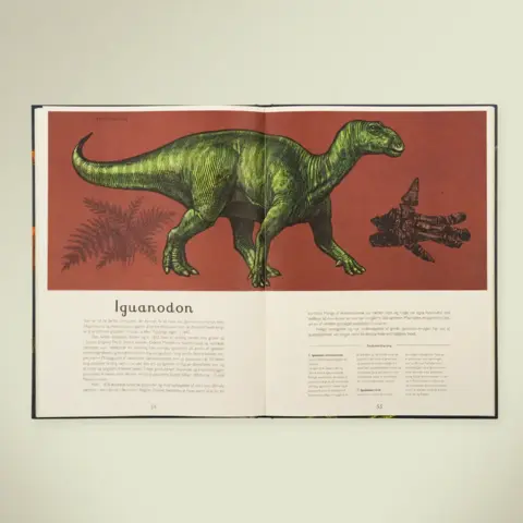 Dinosaurium - Forlaget Mammut