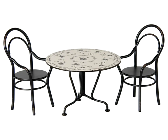 Maileg - Dining table with 2 chairs - Pre-order - expected in stock 4-20-2025