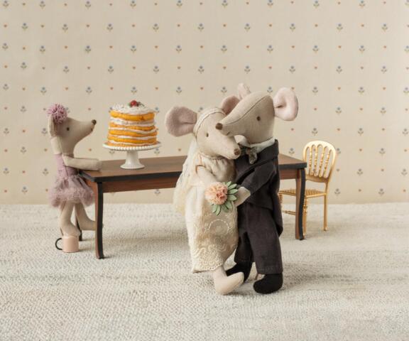 Maileg - Bride and Groom in a Box, Mom and Dad Mouse - 2026