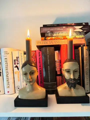 VanillaFly - Lysestage - San Anton Bust
