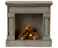 Maileg - Fireplace - Expected delivery from 15 / 3-2022