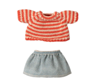 Maileg - Knitted Sweater & Skirt, Big Sister Mouse - Pre-order - expected in stock 03/10/2025