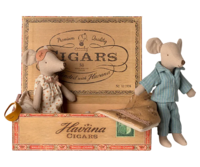 Maileg - Mom & Dad Mouse in Cigar Box - 2025 - Pre-order - expected in stock from 20/9/25