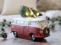 Chic Antique - Vintage Bus m. juletræ og LED